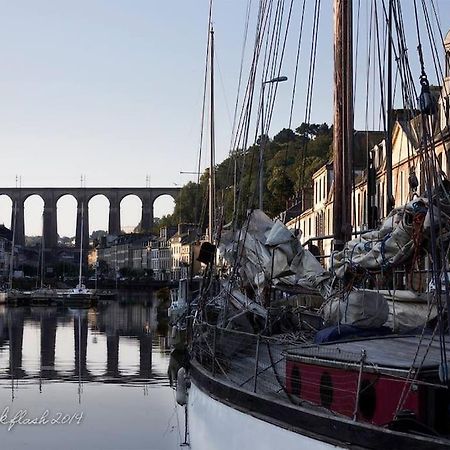 Logement Entier 50 M² Proche Centre Ville Morlaix Exteriör bild